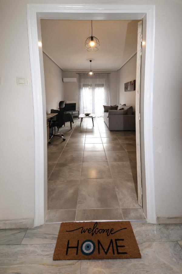 Stay Here - Διαμέρισμα Στο Κέντρο Του Βόλου โวโลส ภายนอก รูปภาพ
